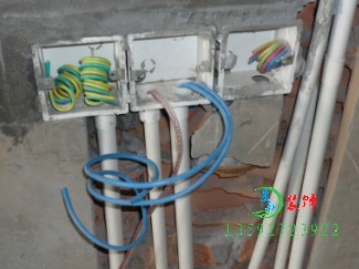 电路工程的验收方法开厚街装修槽配管及定位的验收